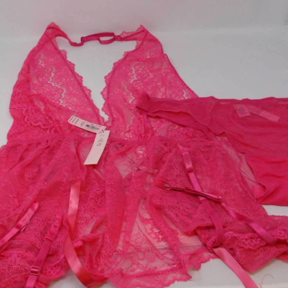 Victoria's Secret 2 Piece Skirted Garter Slip
